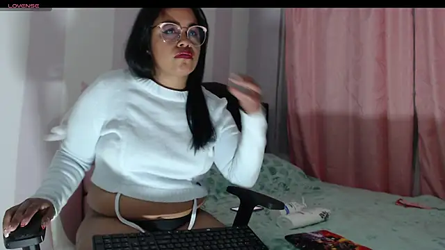 Snapshot of Tita_dirty chatting on 24, 10, 2025 Tita dirty online show from 24, 10, 2025