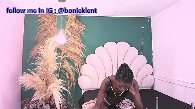 bonieklent online show from 13, 3, 2025