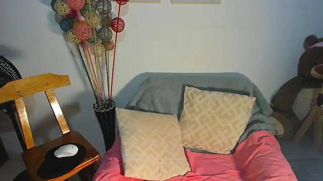 helena copper  online show from 21, 4, 2026