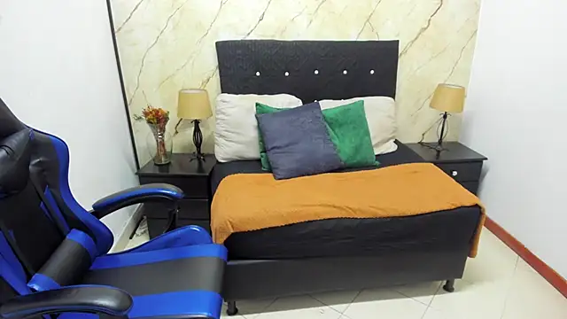 helena copper  online show from 13, 4, 2026