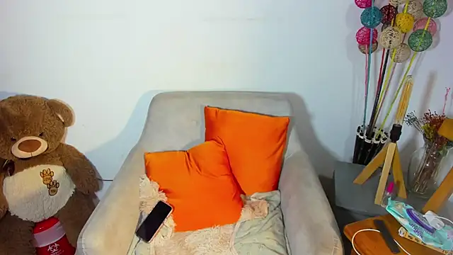 helena copper  online show from 18, 3, 2026