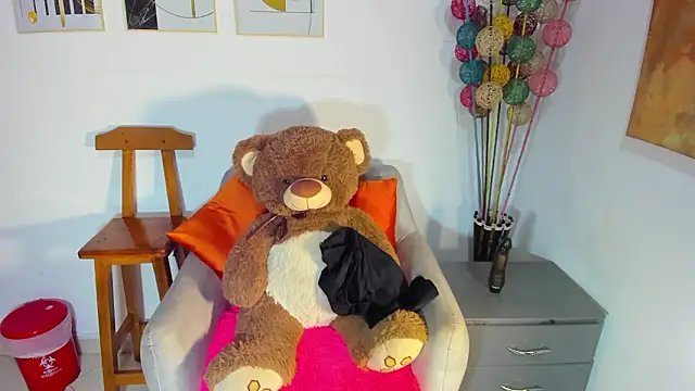 helena copper  online show from 26, 3, 2026