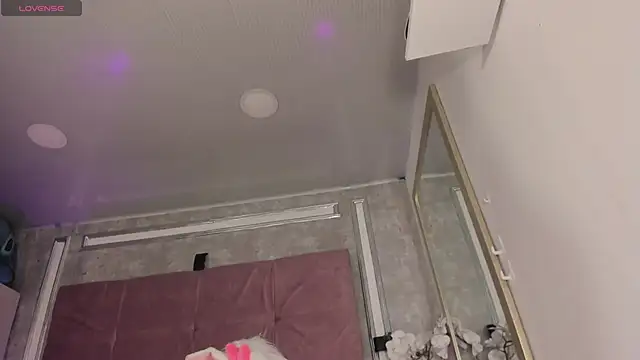 conny  curly online show from 10, 10, 2025