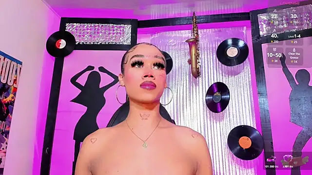  ChanellR  online show from 13, 4, 2026