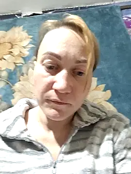 wLESLYMOSw online show from 26, 11, 2025