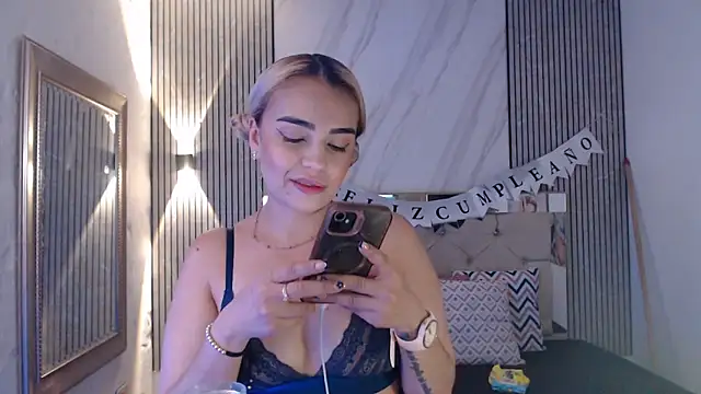 ashley  tylor online show from 28, 4, 2026