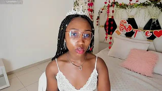 EmmaSanzz  online show from 18, 2, 2025