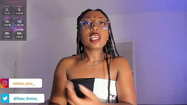 EmmaSanzz  online show from 6, 3, 2025