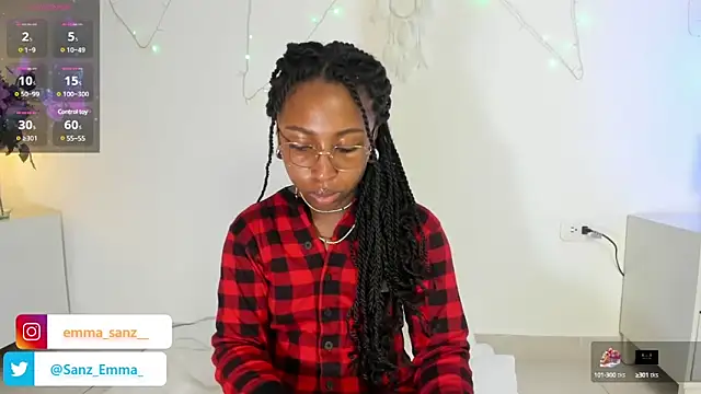 EmmaSanzz  online show from 10, 3, 2025