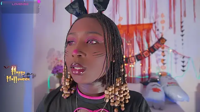 EmmaSanzz  online show from 1, 11, 2025