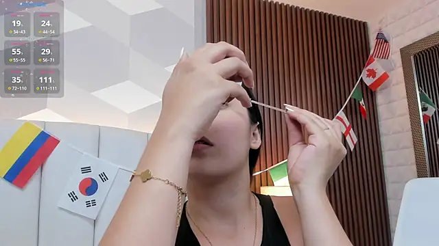 Julietasantos   online show from 17, 7, 2026