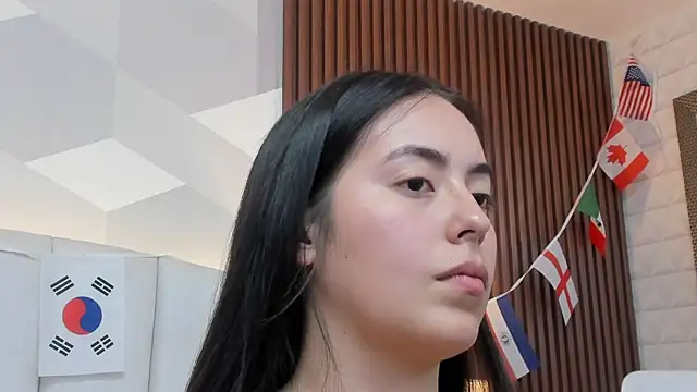 Julietasantos   online show from 13, 7, 2026