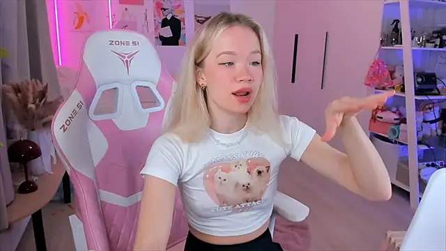 Lily Young online show from 3, 2, 2026