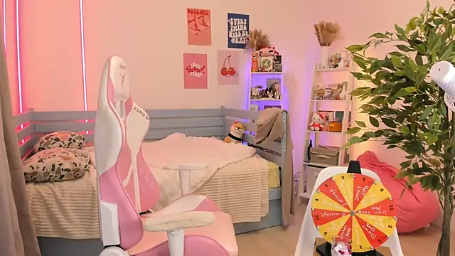 Lily Young online show from 5, 11, 2025