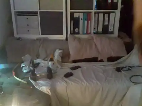 Snapshot of Fuckbuddy36 chatting on 17, 10, 2025 Fuckbuddy36 online show from 17, 10, 2025