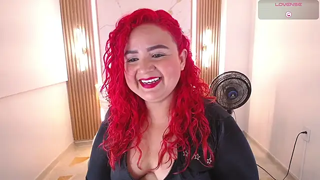 Snapshot of Mariana_Rojas chatting on 17, 5, 2026 Mariana Rojas online show from 17, 5, 2026