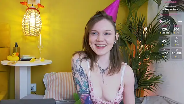 lessysweety online show from 11, 3, 2026