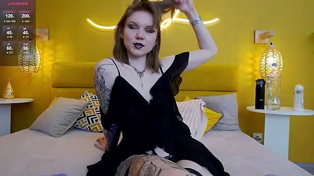 lessysweety online show from 14, 10, 2025