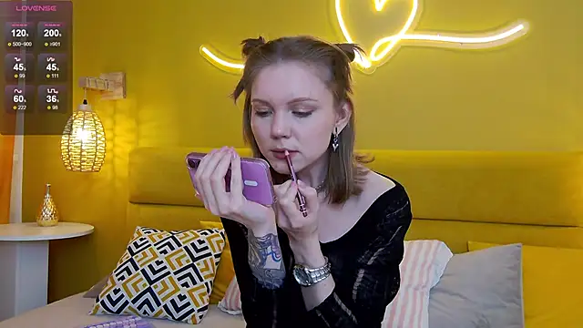 lessysweety online show from 16, 10, 2025