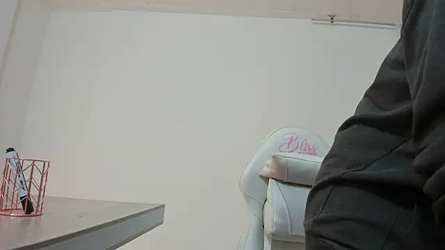 Carolina hernandez22 online show from 28, 10, 2025