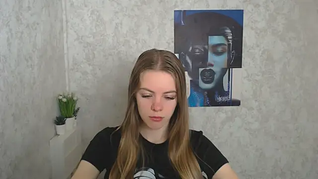 AliceFlirtt  online show from 23, 9, 2025