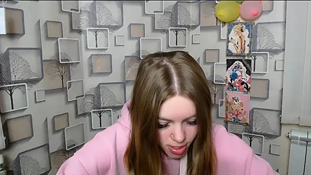 AliceFlirtt  online show from 3, 3, 2025