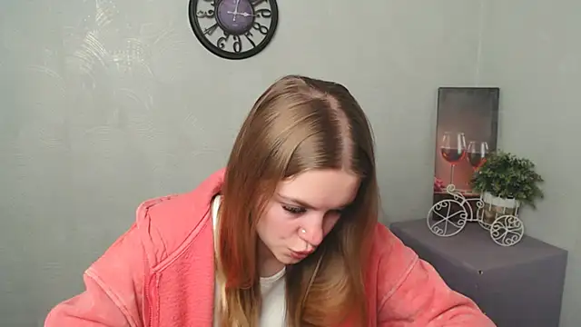 AliceFlirtt  online show from 26, 2, 2025