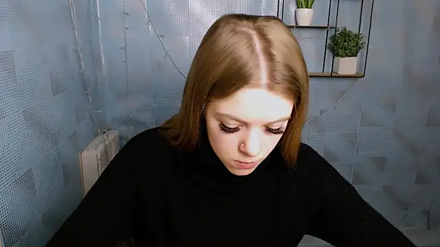 AliceFlirtt  online show from 6, 2, 2025