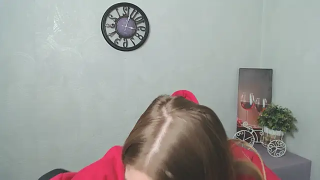AliceFlirtt  online show from 19, 2, 2025