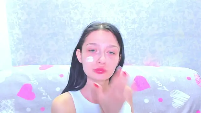 Snapshot of Vanessa_Florence chatting on 16, 7, 2026 Vanessa Florence online show from 16, 7, 2026