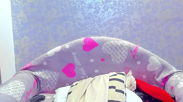 Vanessa Florence online show from 31, 10, 2025