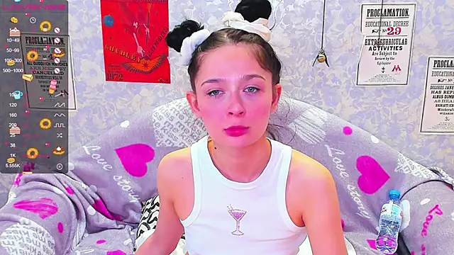 Vanessa Florence online show from 8, 2, 2025