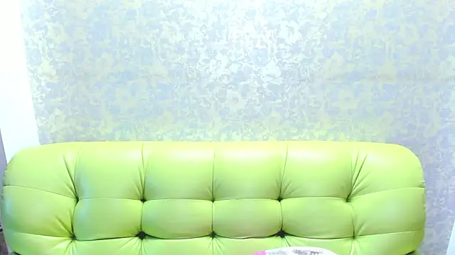 Snapshot of Vanessa_Florence chatting on 25, 6, 2026 Vanessa Florence online show from 25, 6, 2026