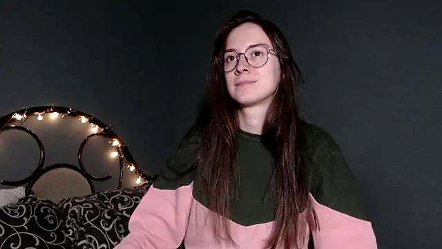 Snapshot of wow__kelly chatting on 19, 10, 2025 wow kelly online show from 19, 10, 2025