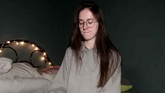 Snapshot of wow__kelly chatting on 5, 11, 2025 wow kelly online show from 5, 11, 2025