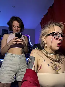 Dooubletroublee online show from 22, 2, 2026