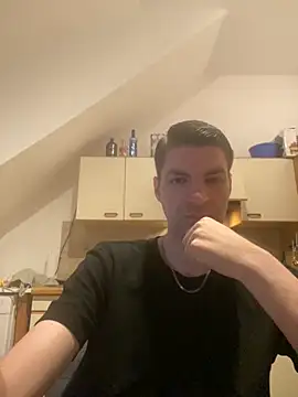 Snapshot of Ricoleckt chatting on 13, 10, 2025 Ricoleckt online show from 13, 10, 2025