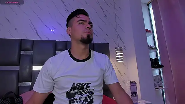 PittAndLunaa online show from 16, 4, 2026