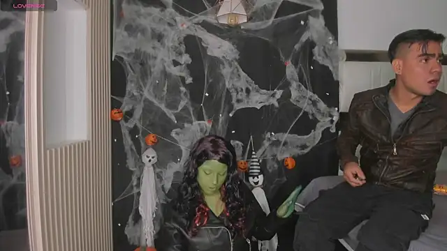 Snapshot of PittAndLunaa chatting on 30, 10, 2025 PittAndLunaa online show from 30, 10, 2025