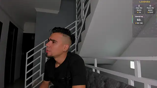 Snapshot of PittAndLunaa chatting on 30, 11, 2025 PittAndLunaa online show from 30, 11, 2025