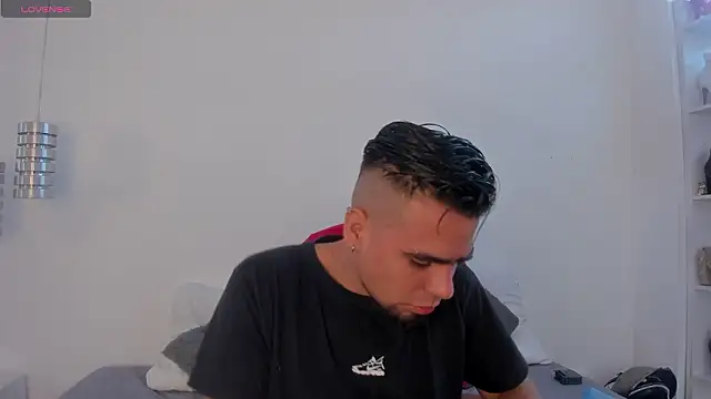 PittAndLunaa online show from 17, 1, 2026