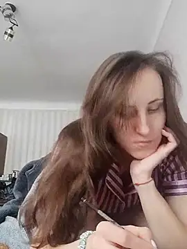 Snapshot of emeli_moon chatting on 28, 2, 2025 emeli moon online show from 28, 2, 2025