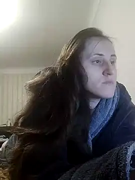 Snapshot of emeli_moon chatting on 2, 2, 2025 emeli moon online show from 2, 2, 2025