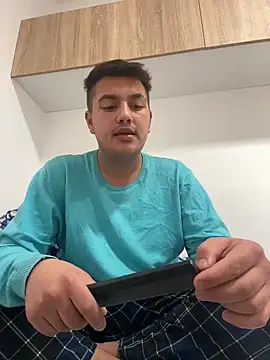 lacikaboyy online show from 20, 1, 2025