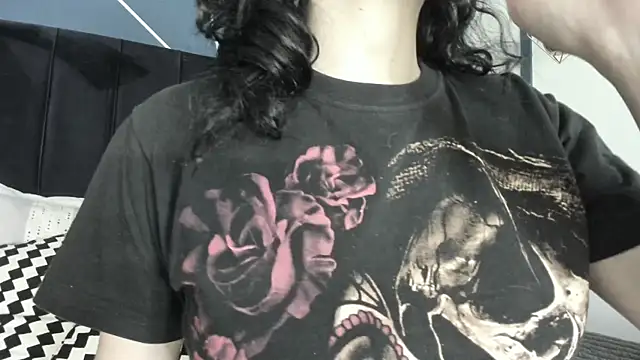 Snapshot of Adeelinee chatting on 28, 1, 2025 Adeelinee online show from 28, 1, 2025