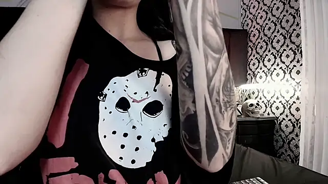 Adeelinee online show from 24, 10, 2025