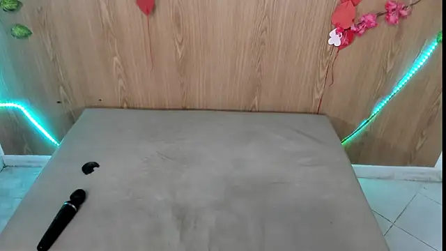 jenelotizz06 online show from 15, 10, 2025