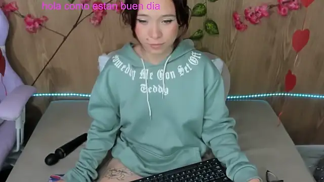 Snapshot of jenelotizz06 chatting on 5, 3, 2025 jenelotizz06 online show from 5, 3, 2025
