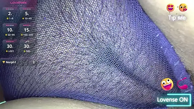 white sexy  online show from 15, 3, 2026