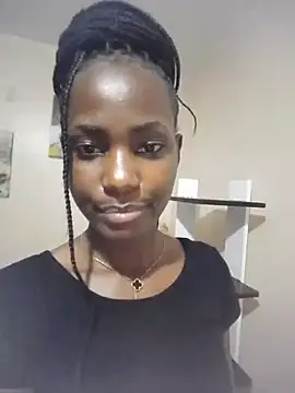 Snapshot of agnesmw chatting on 25, 10, 2025 agnesmw online show from 25, 10, 2025